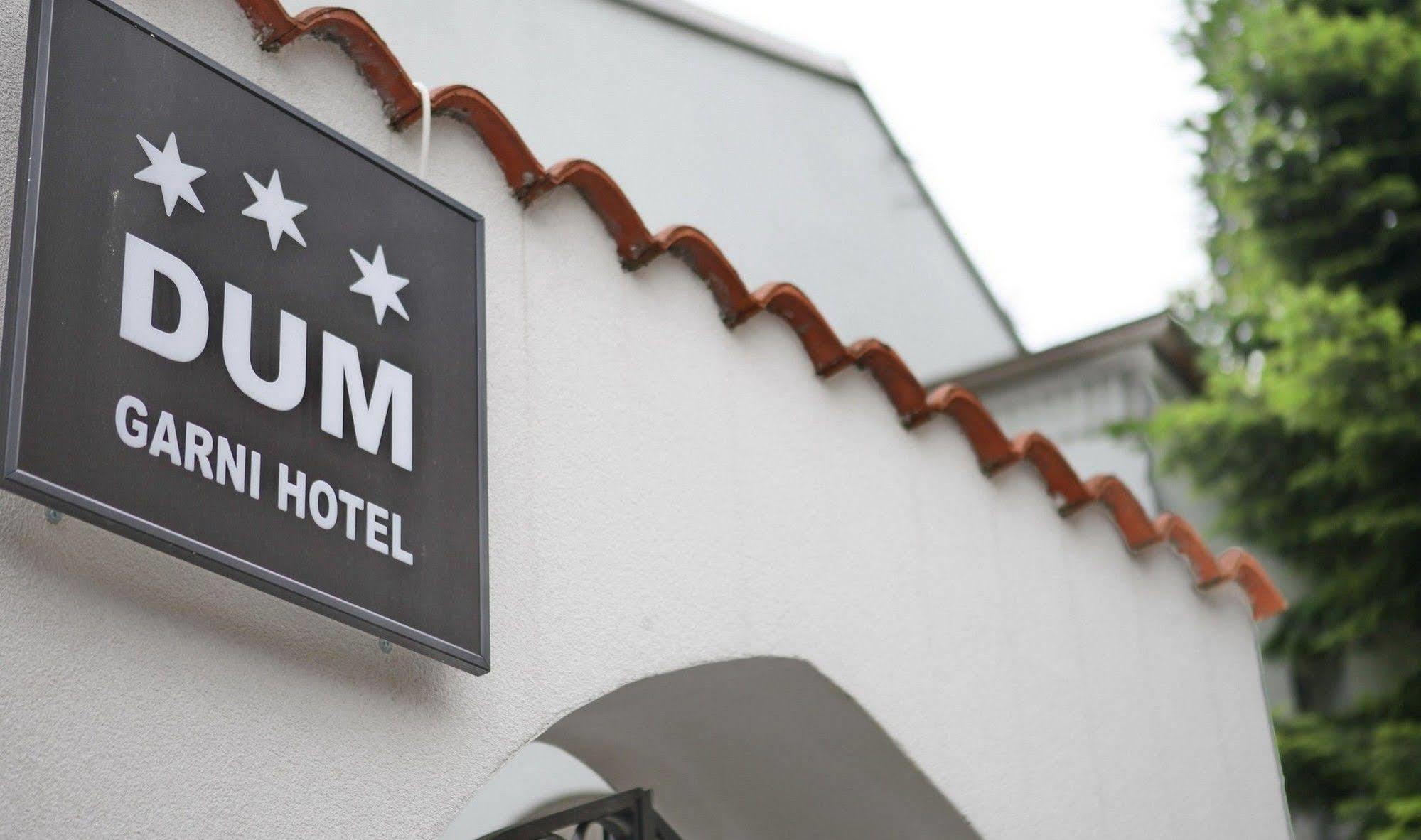 Hotel Dum By Muskat Belgrad Exteriör bild
